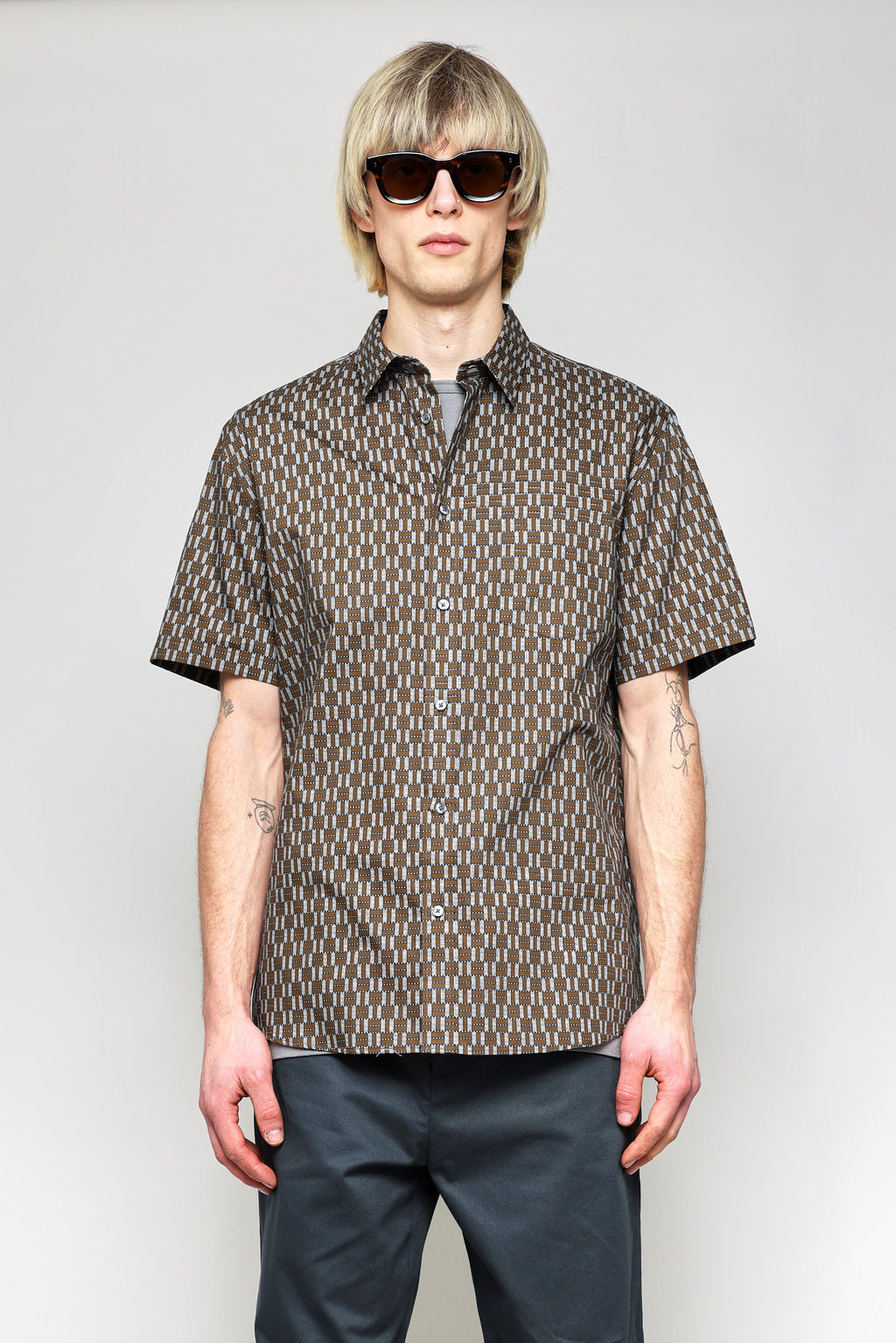 Japanese Graphic Grid Print in Khaki and Blue 02