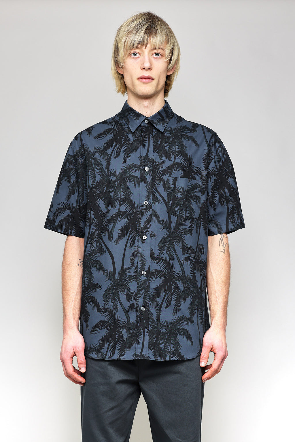 Japanese Palm Trees Print in Navy 02