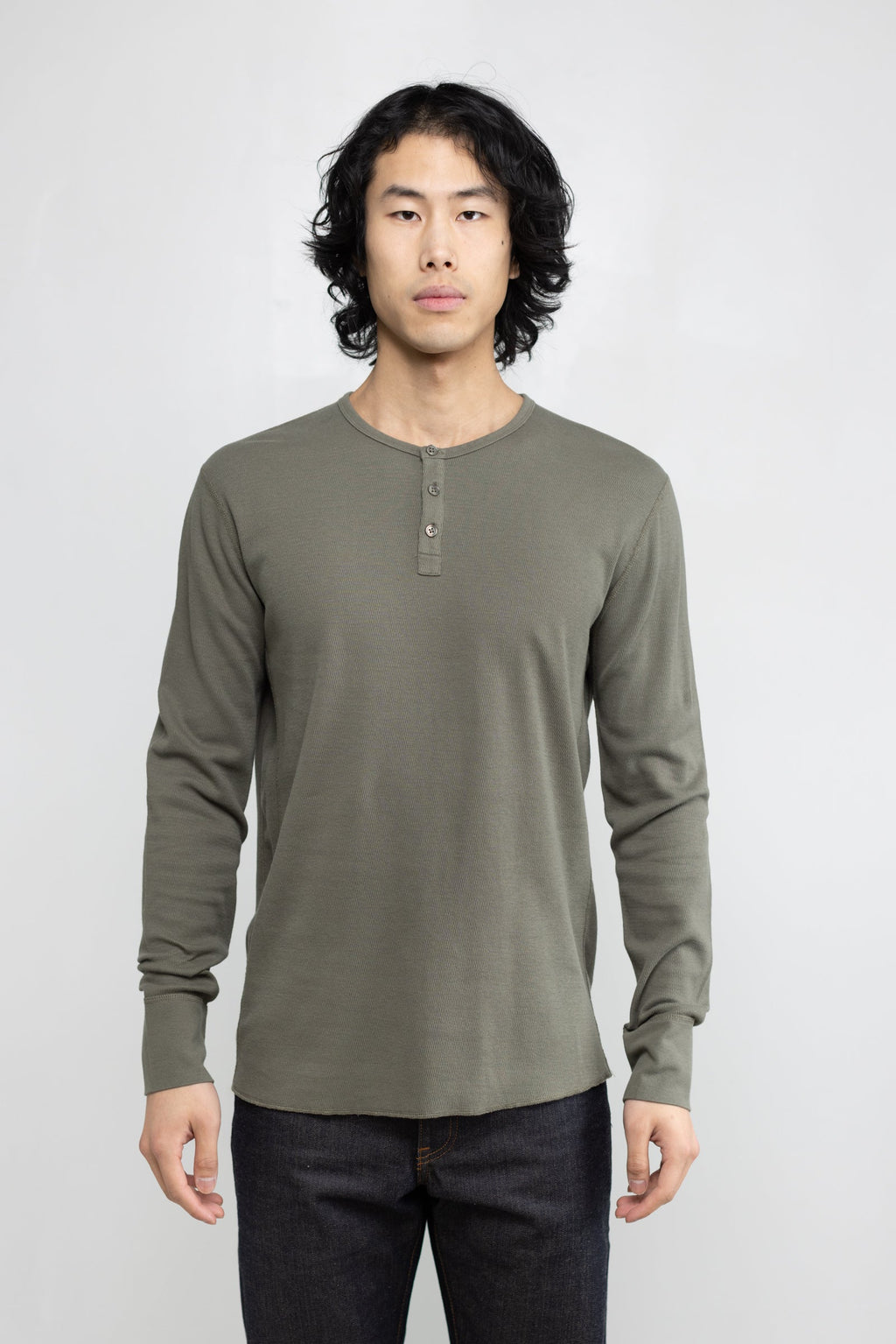 Mesh Thermal L/S Henley in Army Green 02