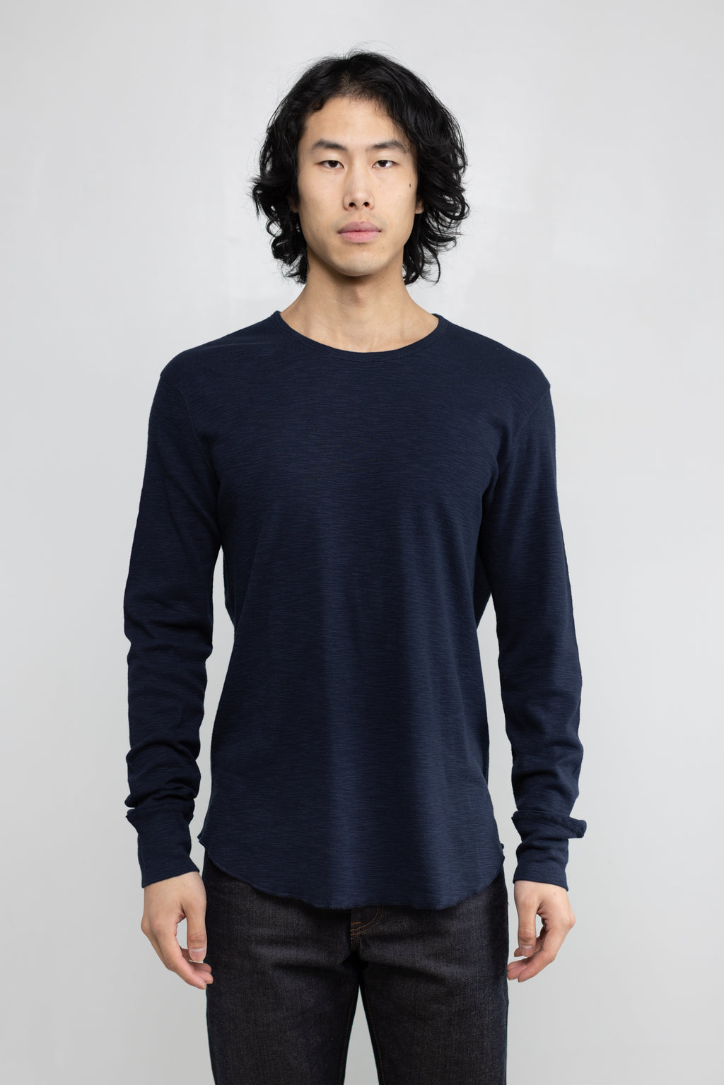 Slub 1x1 Long Sleeve Crew in Navy 02