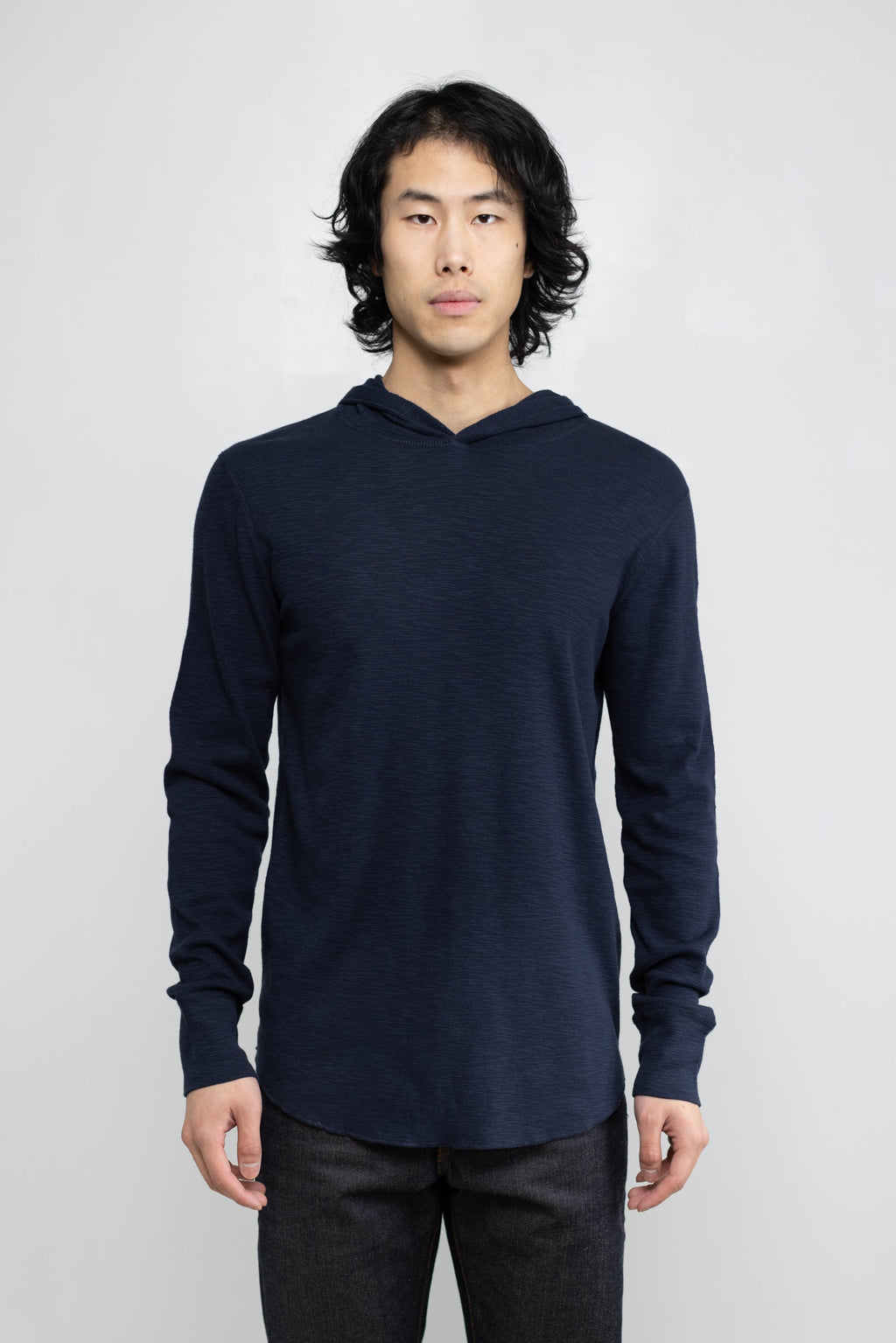 Slub 1x1 Pullover Hoodie in Navy 02